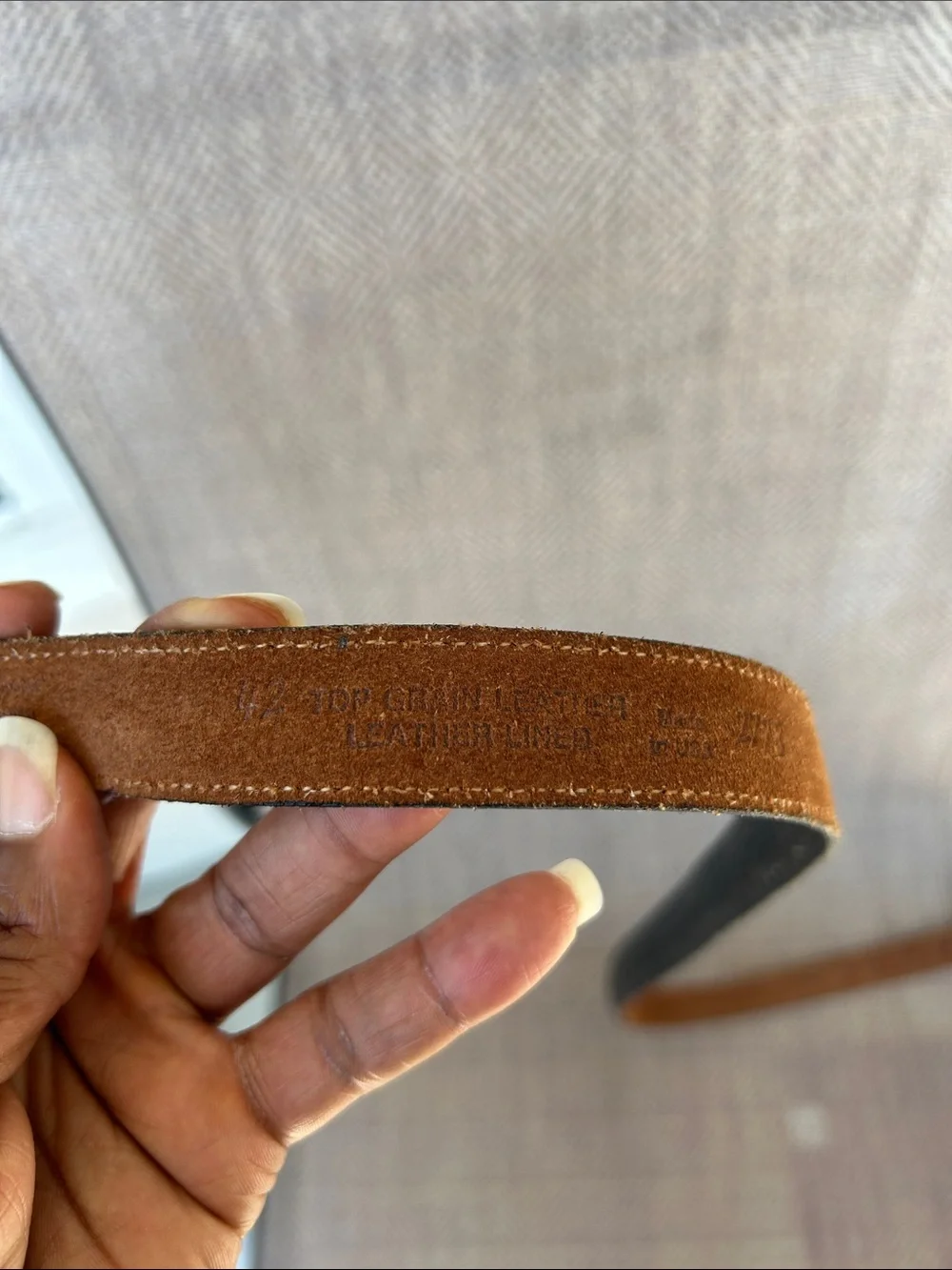 Ribco Classic Black Leather Men’s Croc print Belt with Gold Buckle. Size 42.